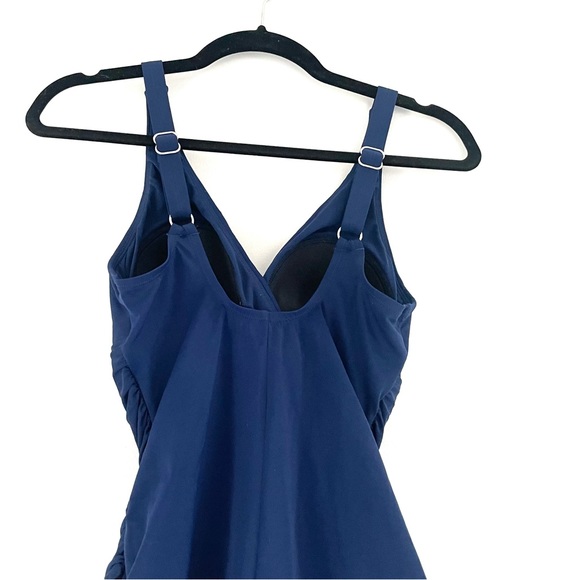 Jantzen marine swimsuit - Picture 6 of 9